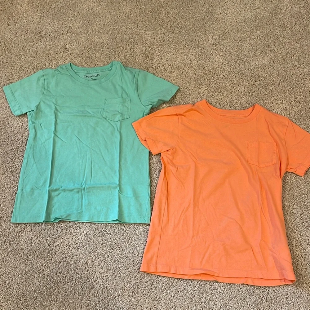Crew cuts by J. Crew set of two tee shirts, size 6-7